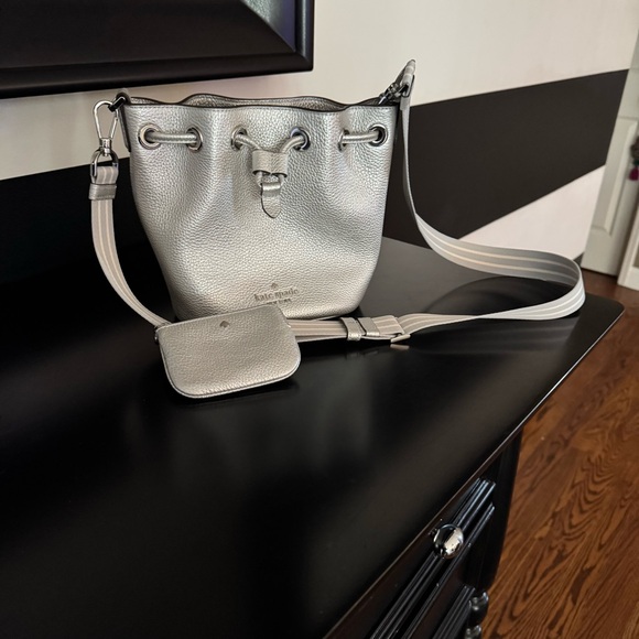 Kate Spade New York Rosie Metallic Small Bucket Bag - Picture 1 of 5